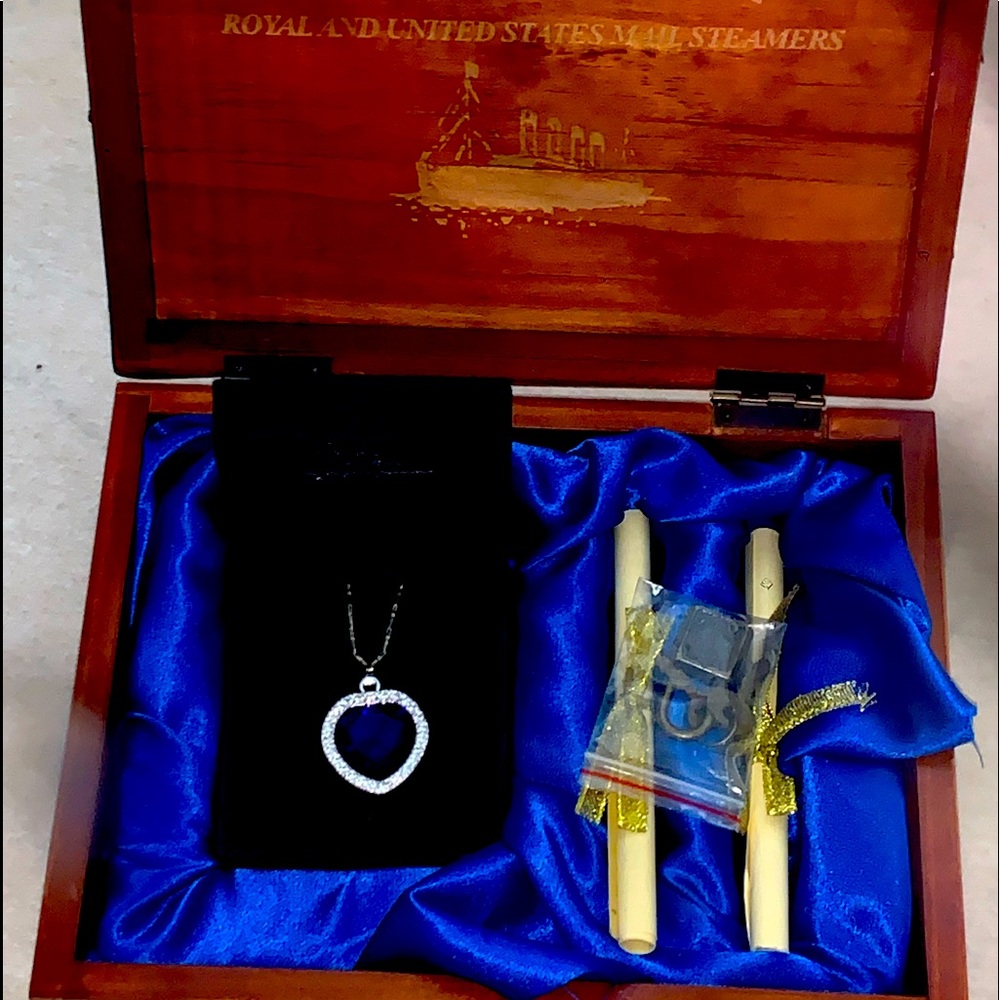 Titanic Heart of The Ocean